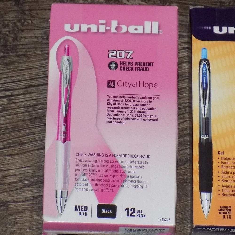 Uni-ball 207 Gel Pens 24 Count Black and Blue Medium 0.7mm New Sealed Bundle